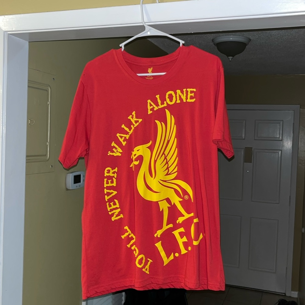 Liverpool F.C. YNWA t-shirt.